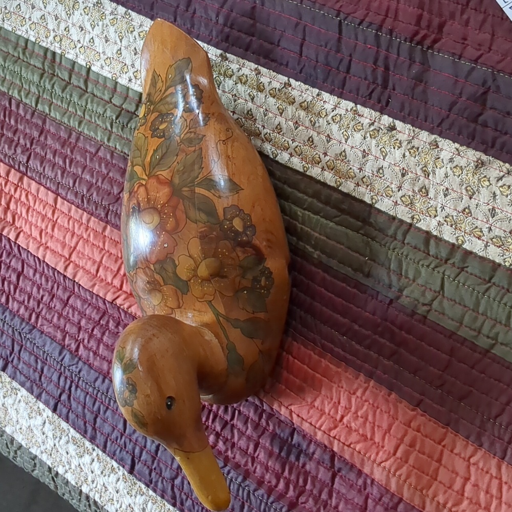 Hand carved hand painted vintage decoy duck w/ folk art painted flowers